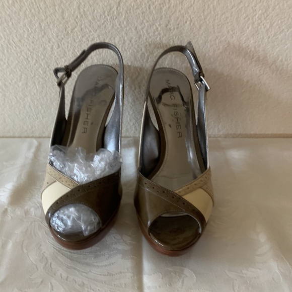 Marc Fisher Color Block Slingback’s - Picture 3 of 10